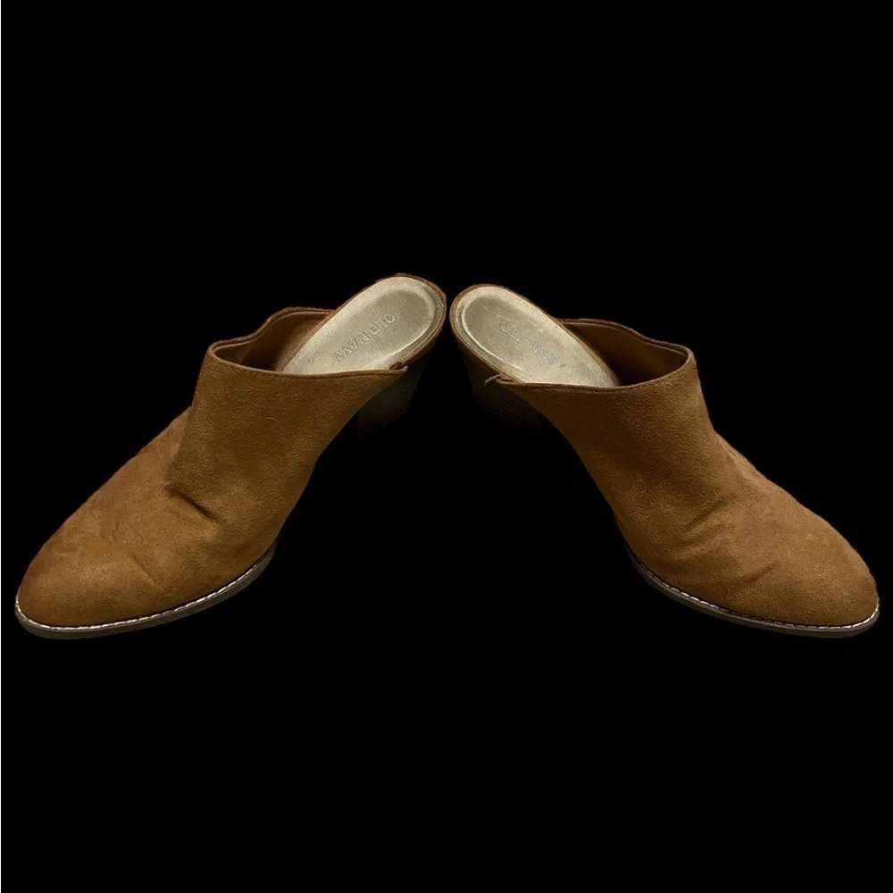Old Navy Women's Brown Mules/Booties - Picture 2 of 4